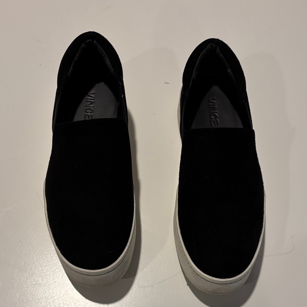 Vince women Black Slip-On Loafers size 6.5